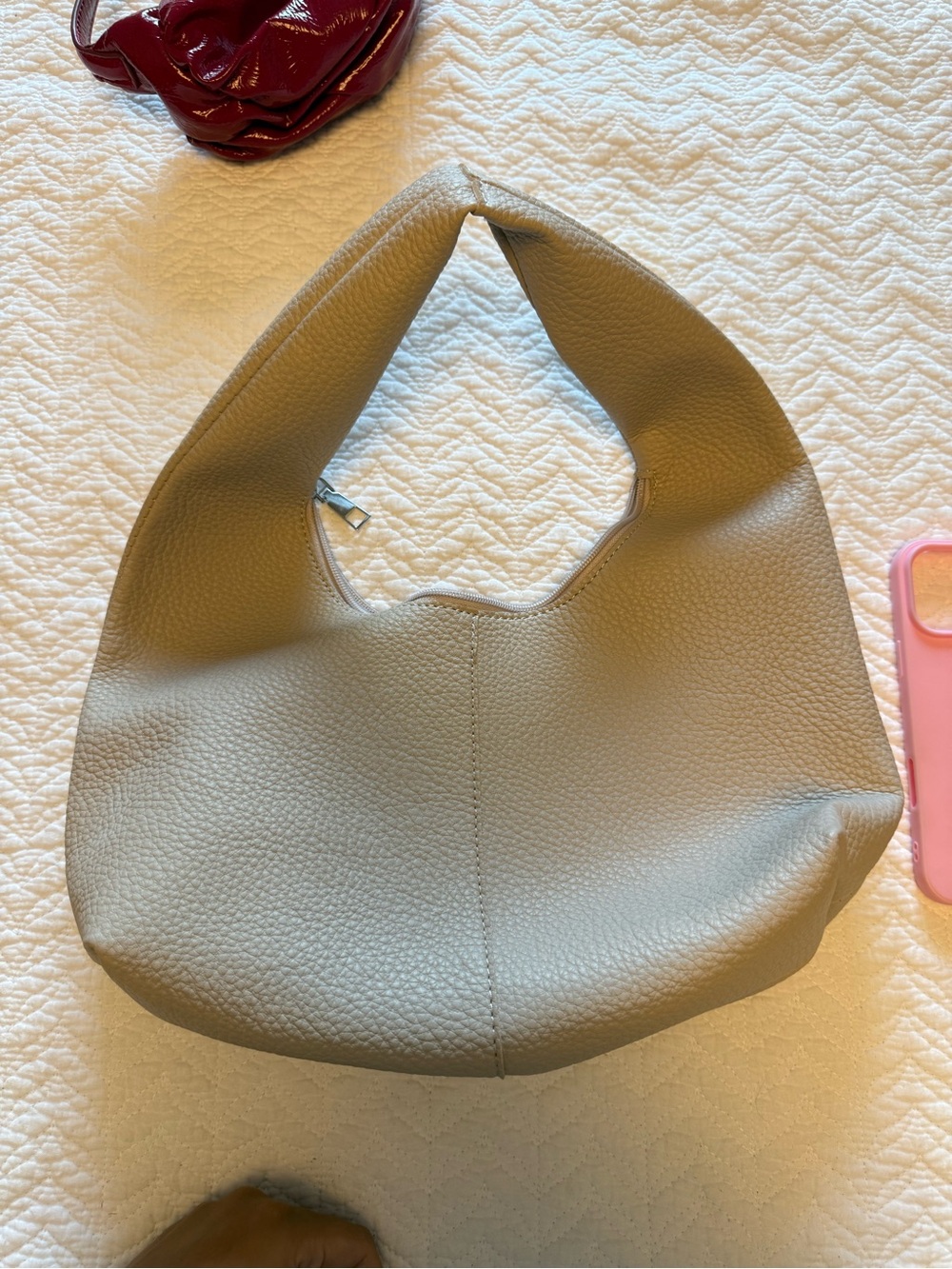 Cream shoulder bag